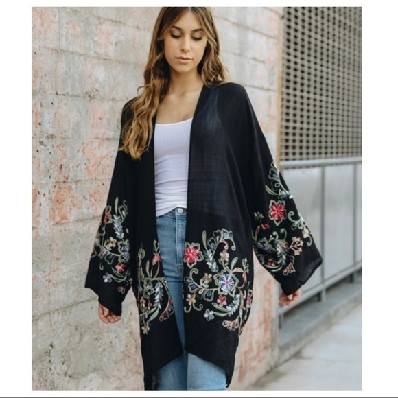 FLOWER CHILD-Embroidered Kimono Cardigan - Picture 4 of 5